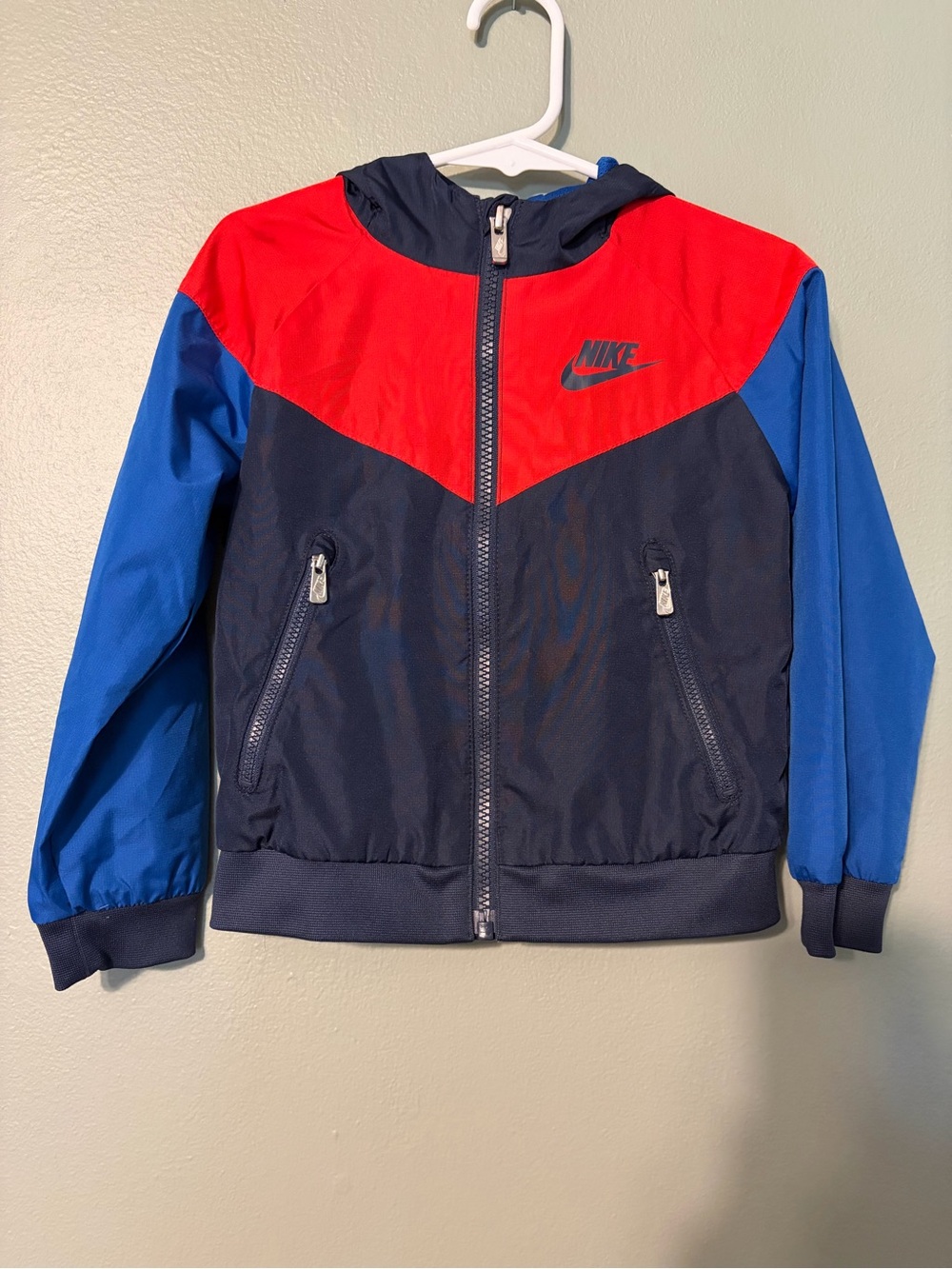 Nike Hooded red, blue, and Navy Windbreaker Jacket Boys Size 3T